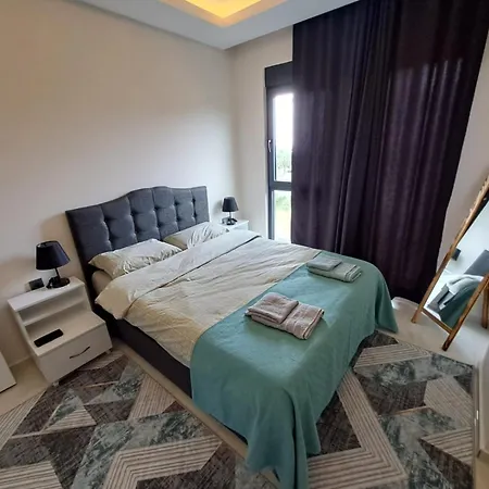 Apartman Neridabeahhomes 4 *